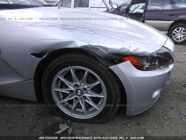 4USBT33424LS48541 - 2004 BMW Z4 2.5 SILVER photo 6