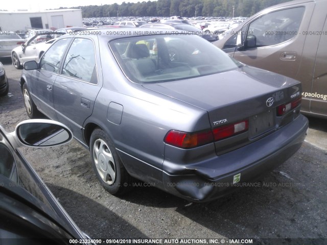 4T1BF22K5VU020399 - 1997 TOYOTA CAMRY CE/LE/XLE 灰色 照片 3