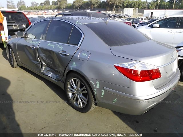 KMHGC4DE4BU122144 - 2011 HYUNDAI GENESIS 3.8L SILVER photo 3