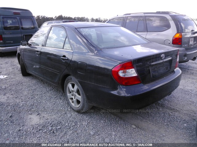 4T1BF30K32U003346 - 2002 TOYOTA CAMRY LE/XLE/SE Qara foto 3