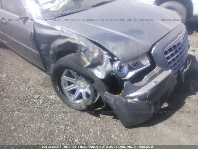 2C3LA63H86H112875 - 2006 CHRYSLER 300C GREEN photo 6