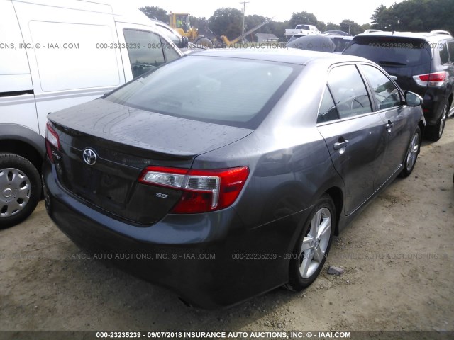 4T1BF1FK8DU723188 - 2013 TOYOTA CAMRY L/SE/LE/XLE 灰色 照片 4