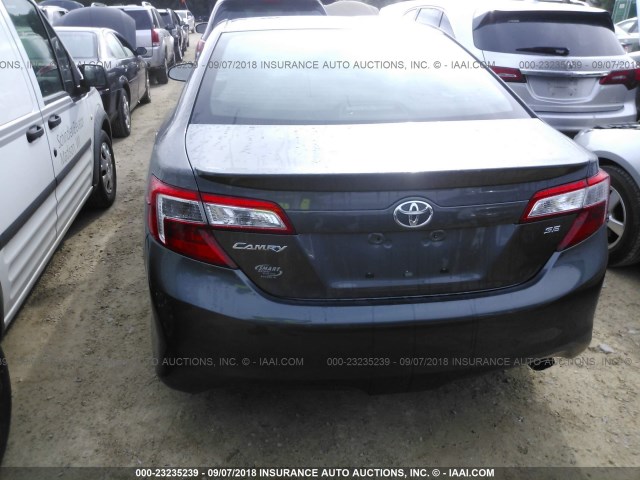 4T1BF1FK8DU723188 - 2013 TOYOTA CAMRY L/SE/LE/XLE 灰色 照片 6
