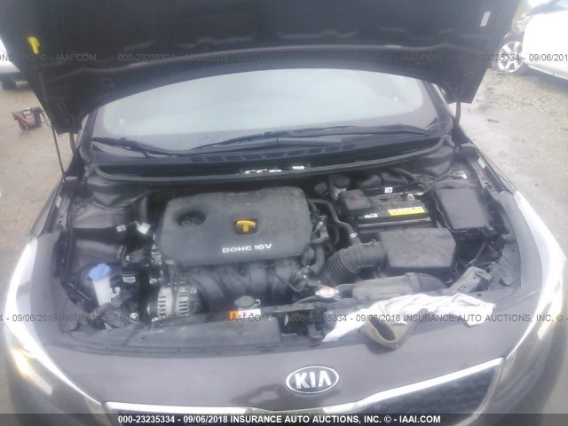 3KPFL4A72HE123824 - 2017 KIA FORTE LX/S BROWN photo 10