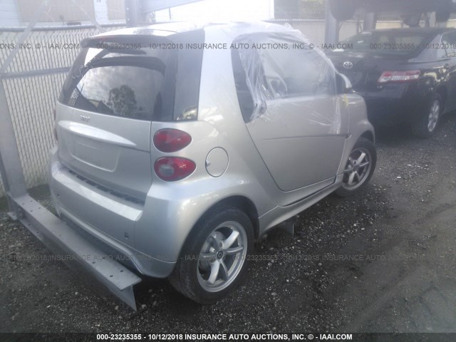 WMEEJ3BA4FK802804 - 2015 SMART FORTWO PURE/PASSION SILVER photo 4