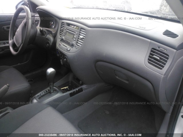 KNADE123X86367820 - 2008 KIA RIO LX/SX GRAY photo 5