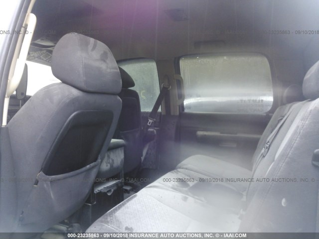 2GCEK13M571546540 - 2007 CHEVROLET SILVERADO K1500 CREW CAB WHITE photo 8