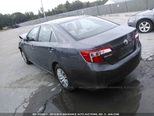 4T1BF1FK1CU074056 - 2012 TOYOTA CAMRY SE/LE/XLE 灰色 照片 3
