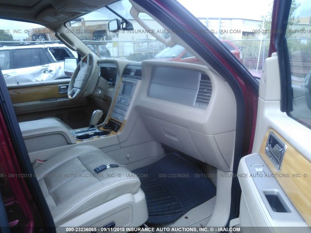 5LMFU28557LJ09114 - 2007 LINCOLN NAVIGATOR RED photo 5