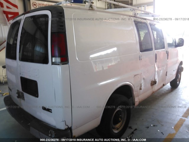 1GTHG35R6Y1226380 - 2000 GMC SAVANA G3500 WHITE photo 4