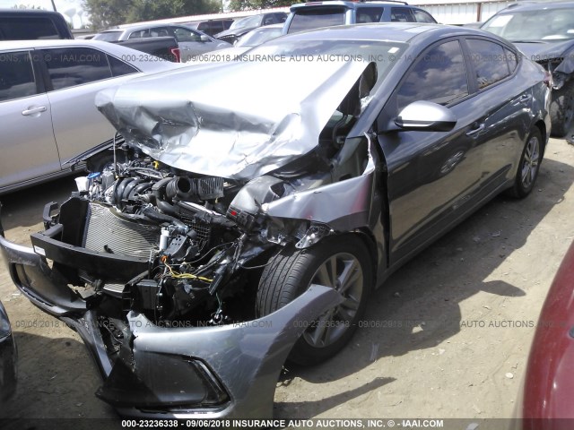 5NPD84LF3JH302579 - 2018 HYUNDAI ELANTRA SEL/VALUE/LIMITED GRAY photo 2