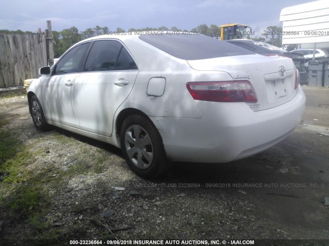 4T1BE46K89U815686 - 2009 TOYOTA CAMRY SE/LE/XLE თეთრი ფოტო 3