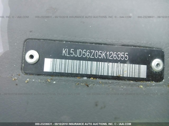 KL5JD56Z05K126355 - 2005 SUZUKI FORENZA S GOLD photo 9