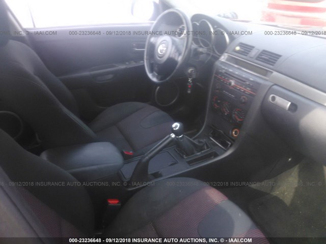 JM1BK143061431437 - 2006 MAZDA 3 HATCHBACK RED photo 5