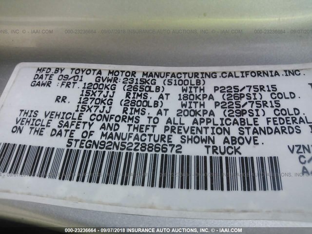 5TEGN92N52Z886672 - 2002 TOYOTA TACOMA DOUBLE CAB PRERUNNER SILVER photo 9