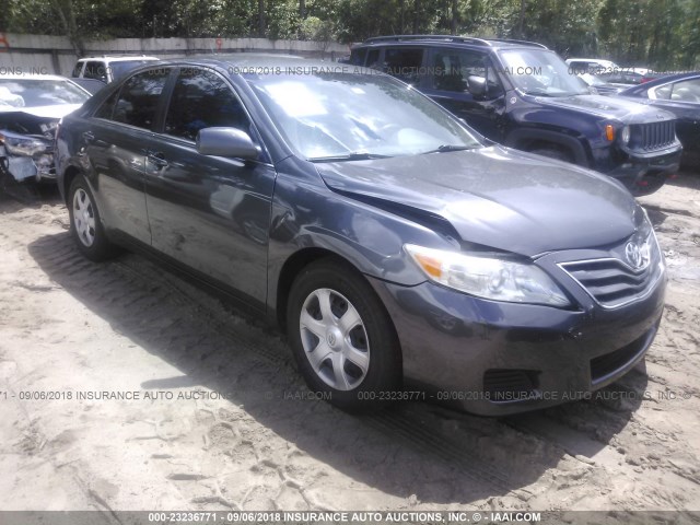 4T1BF3EK8AU111646 - 2010 TOYOTA CAMRY SE/LE/XLE GRAY photo 1