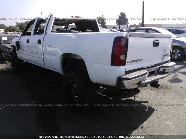 1GCHC23U64F196050 - 2004 CHEVROLET SILVERADO C2500 HEAVY DUTY WHITE photo 3