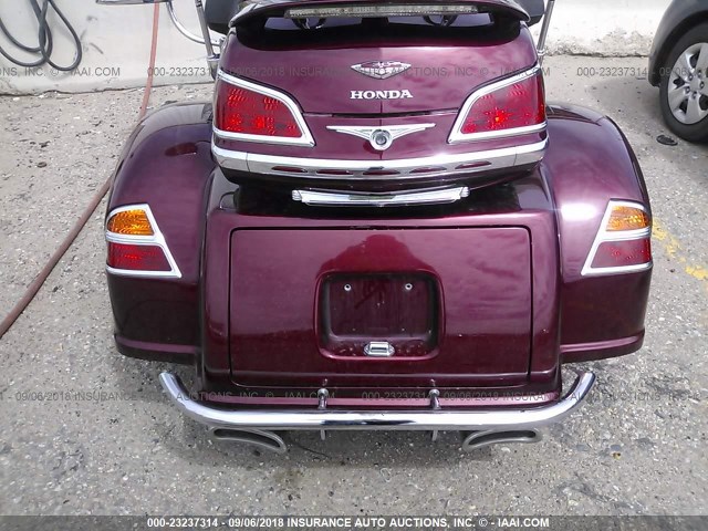 1HFSC47075A408600 - 2005 HONDA GL1800 MAROON photo 6