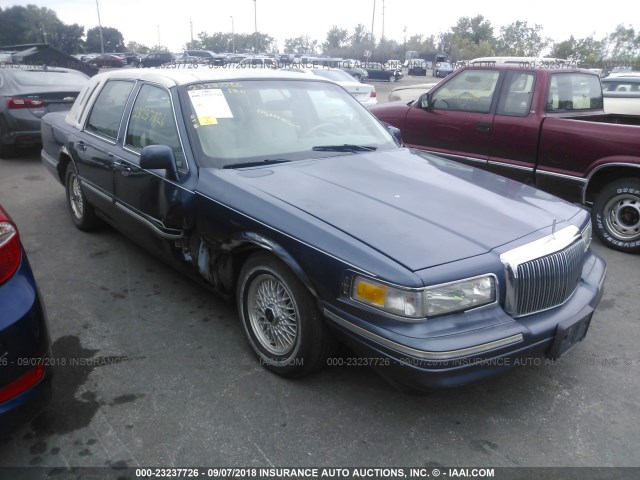 1LNLM82W1TY677903 - 1996 LINCOLN TOWN CAR SGN/DMND ANV/CYPRESS/JN BLUE photo 1