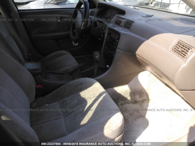 4T1BG22KX1U824284 - 2001 TOYOTA CAMRY CE/LE/XLE 绿色 照片 5