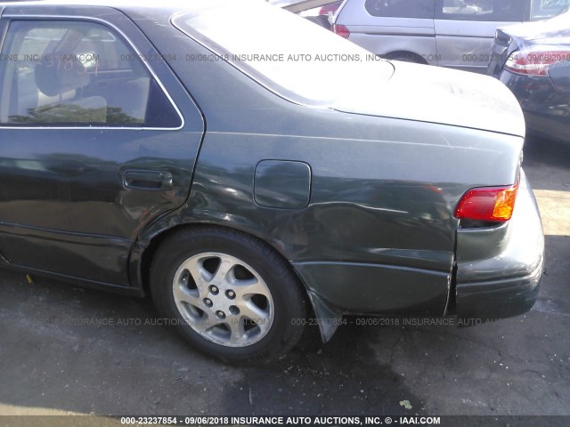 4T1BG22KX1U824284 - 2001 TOYOTA CAMRY CE/LE/XLE 绿色 照片 6