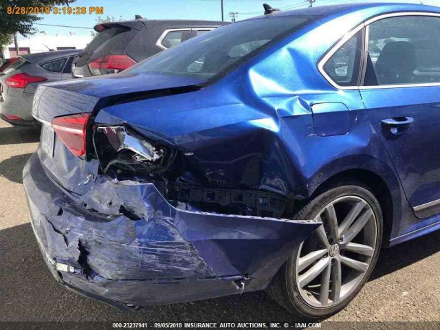 1VWDT7A35HC041936 - 2017 VOLKSWAGEN PASSAT R-LINE Mavi foto 17