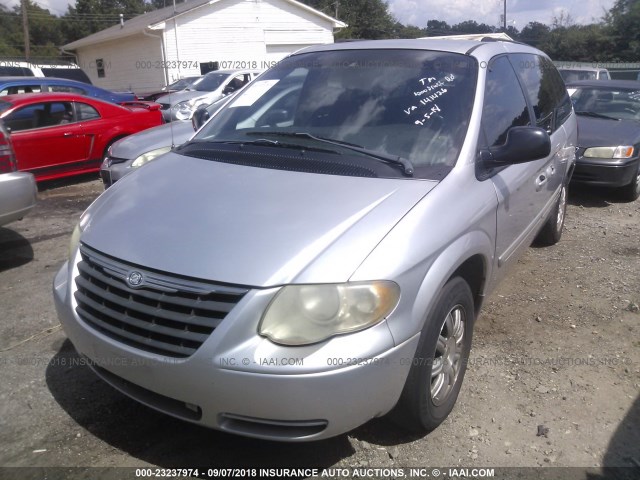 2C8GP54L35R141426 - 2005 CHRYSLER TOWN & COUNTRY TOURING SILVER photo 6