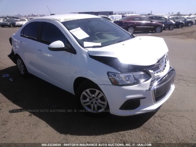 1G1JB5SH8H4158159 - 2017 CHEVROLET SONIC LS 白色 照片 1