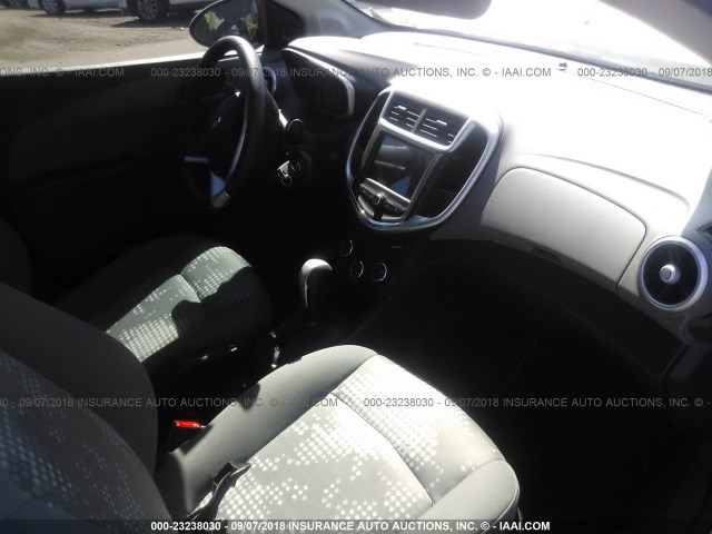 1G1JB5SH8H4158159 - 2017 CHEVROLET SONIC LS 白色 照片 5