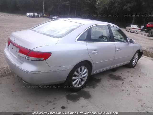 KMHFC46F07A215205 - 2007 HYUNDAI AZERA SE/LIMITED SILVER photo 4