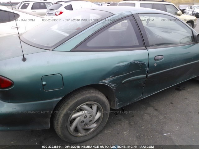 1G1JC1244W7300375 - 1998 CHEVROLET CAVALIER RS GREEN photo 6