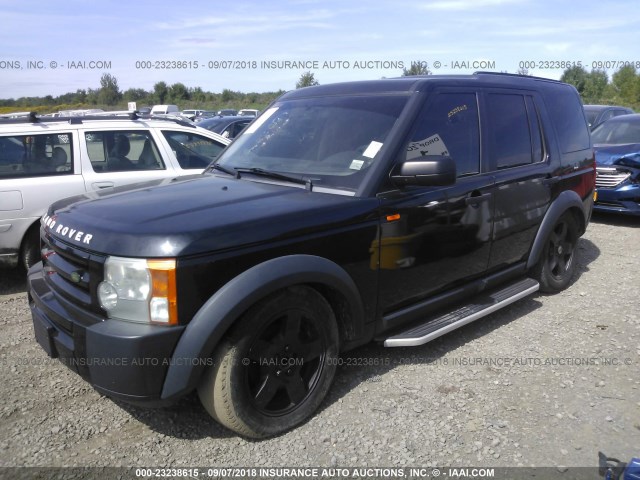 SALAD24426A368421 - 2006 LAND ROVER LR3 SE BLACK photo 2