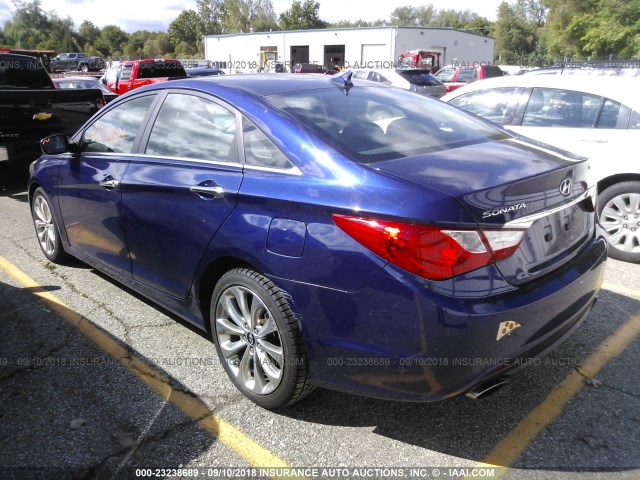 5NPEC4AC2BH023010 - 2011 HYUNDAI SONATA SE/LIMITED BLUE photo 3