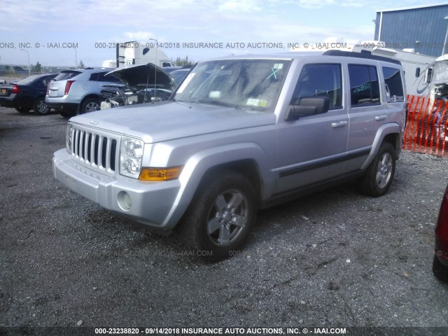 1J8HG48K77C650098 - 2007 JEEP COMMANDER SILVER photo 2