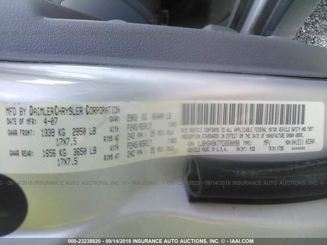 1J8HG48K77C650098 - 2007 JEEP COMMANDER SILVER photo 9