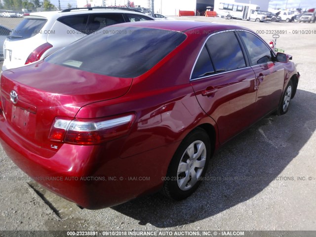 4T1BE46K07U071711 - 2007 TOYOTA CAMRY NEW GENERAT CE/LE/XLE/SE RED photo 4