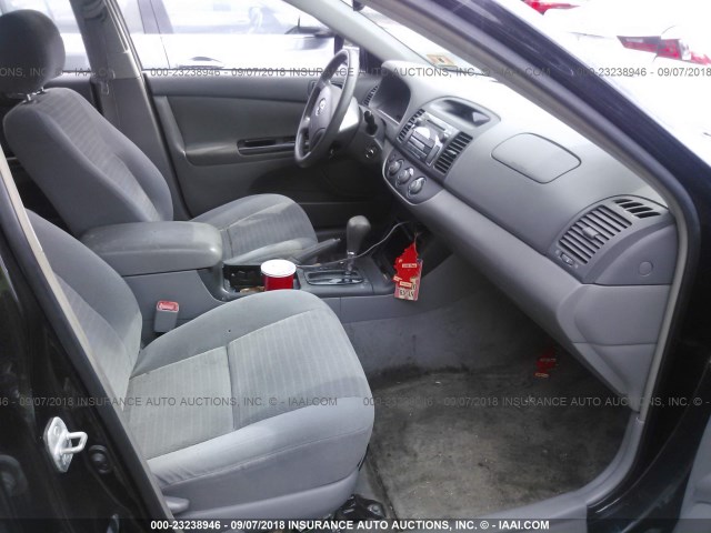 4T1BE32K06U715237 - 2006 TOYOTA CAMRY LE/XLE/SE Қара фото 5