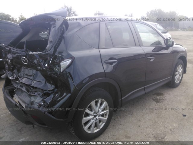 JM3KE4CY3F0508921 - 2015 MAZDA CX-5 TOURING Черный фото 4