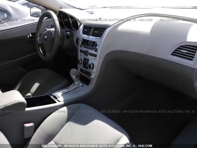 1G1ZH57B49F164195 - 2009 CHEVROLET MALIBU 1LT 灰色 照片 5