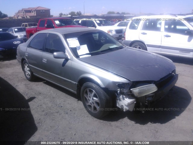 4T1BF22K2VU026516 - 1997 TOYOTA CAMRY CE/LE/XLE 金色 照片 1