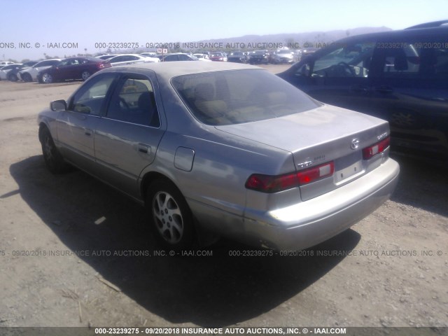 4T1BF22K2VU026516 - 1997 TOYOTA CAMRY CE/LE/XLE 金色 照片 3