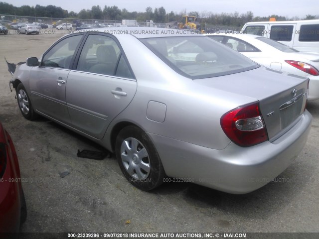 4T1BE32K23U133328 - 2003 TOYOTA CAMRY LE/XLE/SE Gümüş foto 3