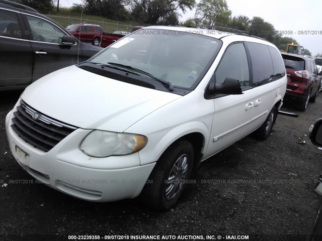 2A4GP54L37R295424 - 2007 CHRYSLER TOWN & COUNTRY TOURING WHITE photo 2