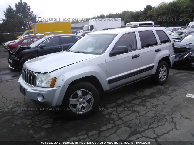 1J4GR48K56C236971 - 2006 JEEP GRAND CHEROKEE LAREDO/COLUMBIA/FREEDOM 银色 照片 2