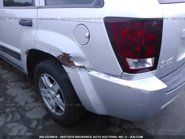 1J4GR48K56C236971 - 2006 JEEP GRAND CHEROKEE LAREDO/COLUMBIA/FREEDOM 银色 照片 6