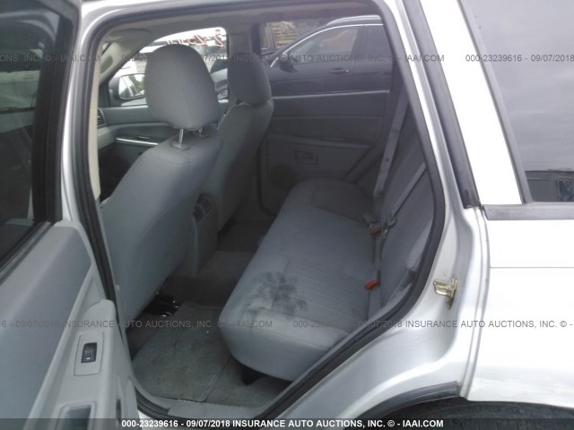 1J4GR48K56C236971 - 2006 JEEP GRAND CHEROKEE LAREDO/COLUMBIA/FREEDOM 银色 照片 8