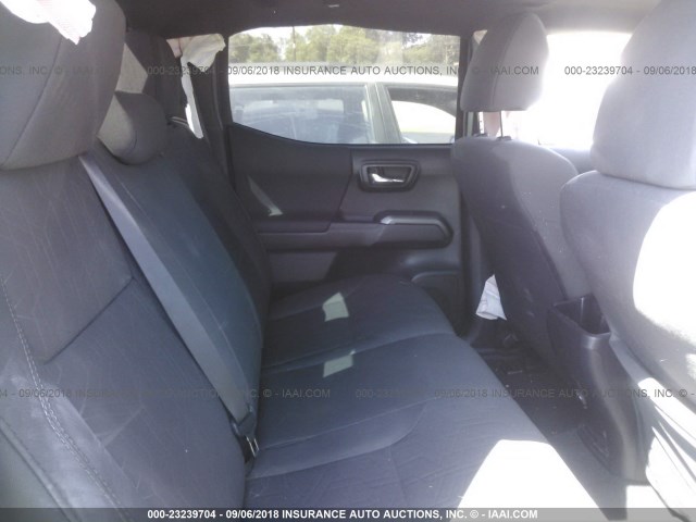 5TFCZ5AN9HX104208 - 2017 TOYOTA TACOMA DBL CAB/SR/TRDSPT/OR/PRO ნაცრისფერი ფოტო 8