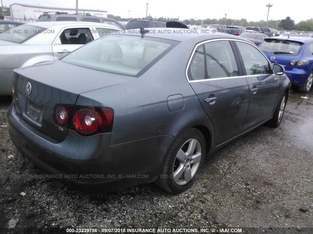 3VWRZ71K88M136288 - 2008 VOLKSWAGEN JETTA SE/SEL GRAY photo 4