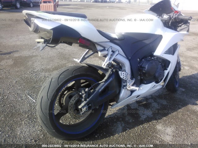 JH2PC40097M006421 - 2007 HONDA CBR600 RR WHITE photo 4