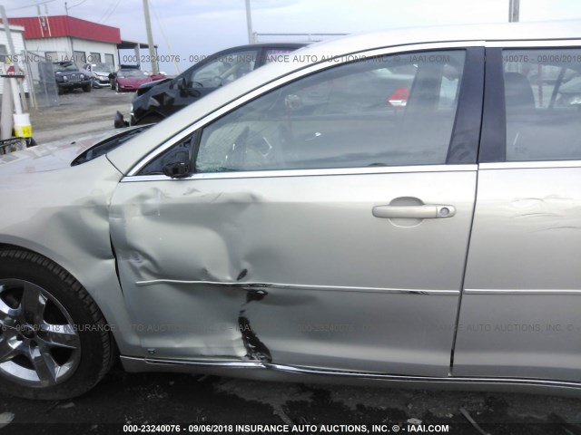 1G1ZC5EBXAF125441 - 2010 CHEVROLET MALIBU 1LT GOLD photo 6